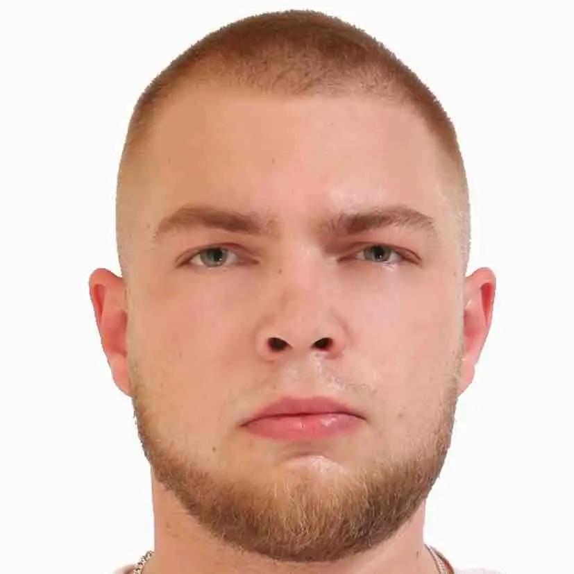 Артем Сотников