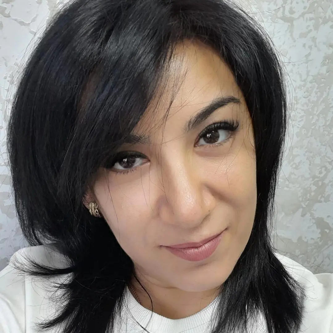 Тахмина Бахриева