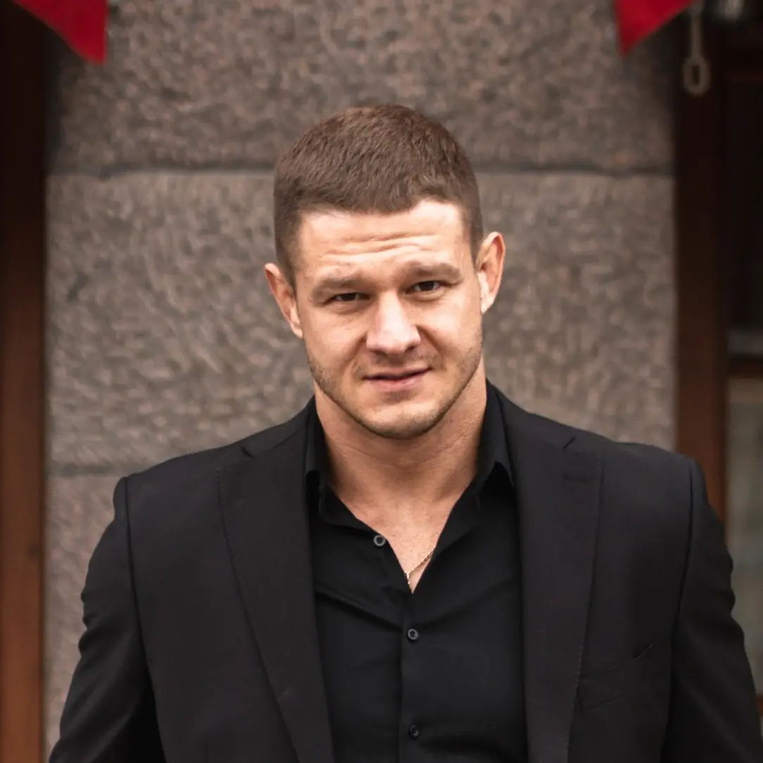 Дмитрий Литвинов