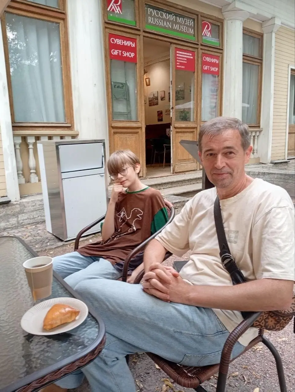 Вы не поверите, но в Чайном домике Летнего Сада в Санкт-Петрбурге можно испить чаю. Дурацкого, конечно | Сетка — социальная сеть от hh.ru