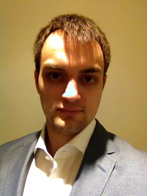 Максим Сверчков