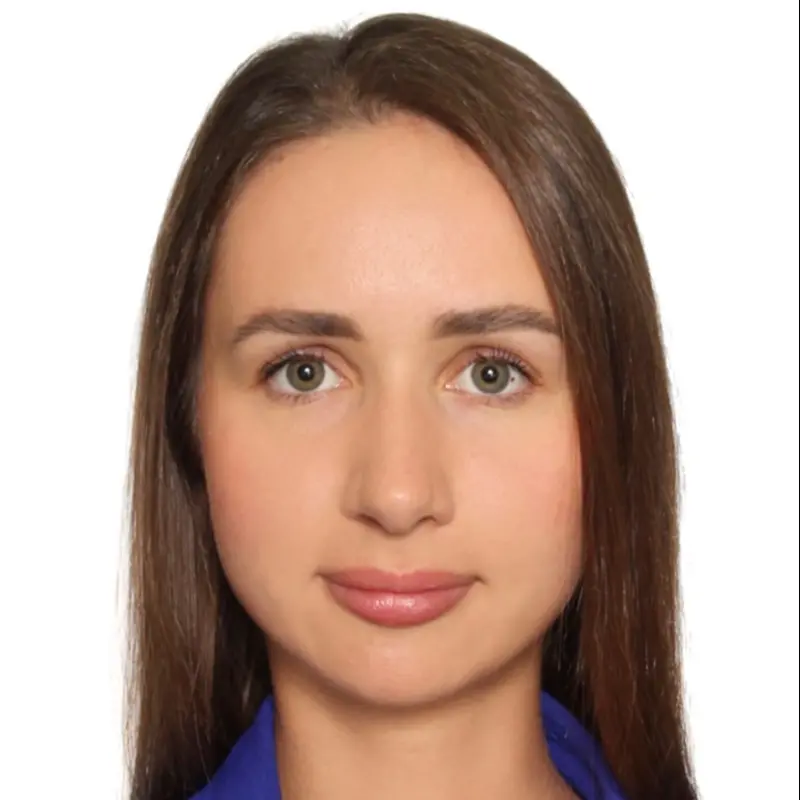 Яна Кизилова