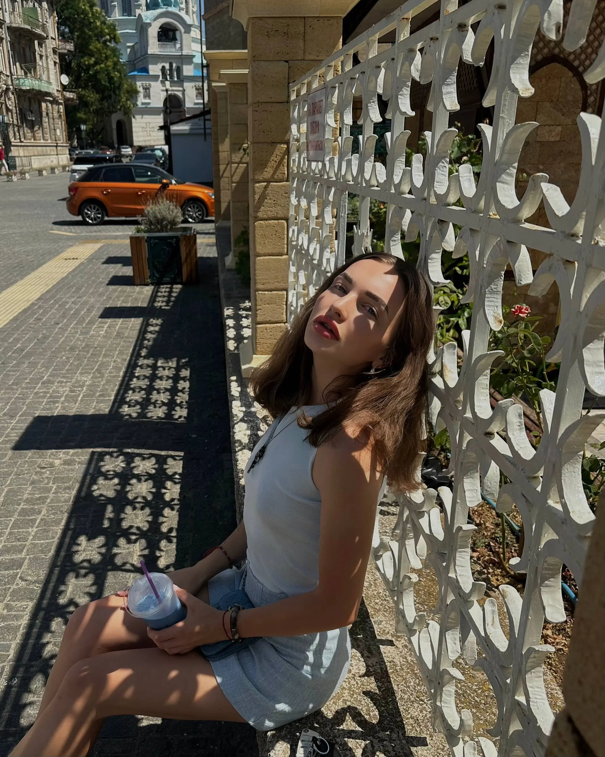 Это гениально,представить что ты кто-то другой и сделать то,что давно хотел.
Ведь зачастую другие всегда знают как тебе поступить | Сетка — социальная сеть от hh.ru