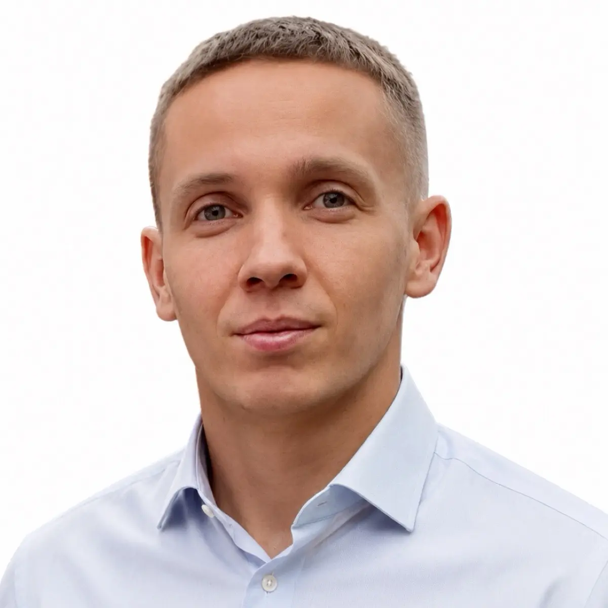 Александр Титов