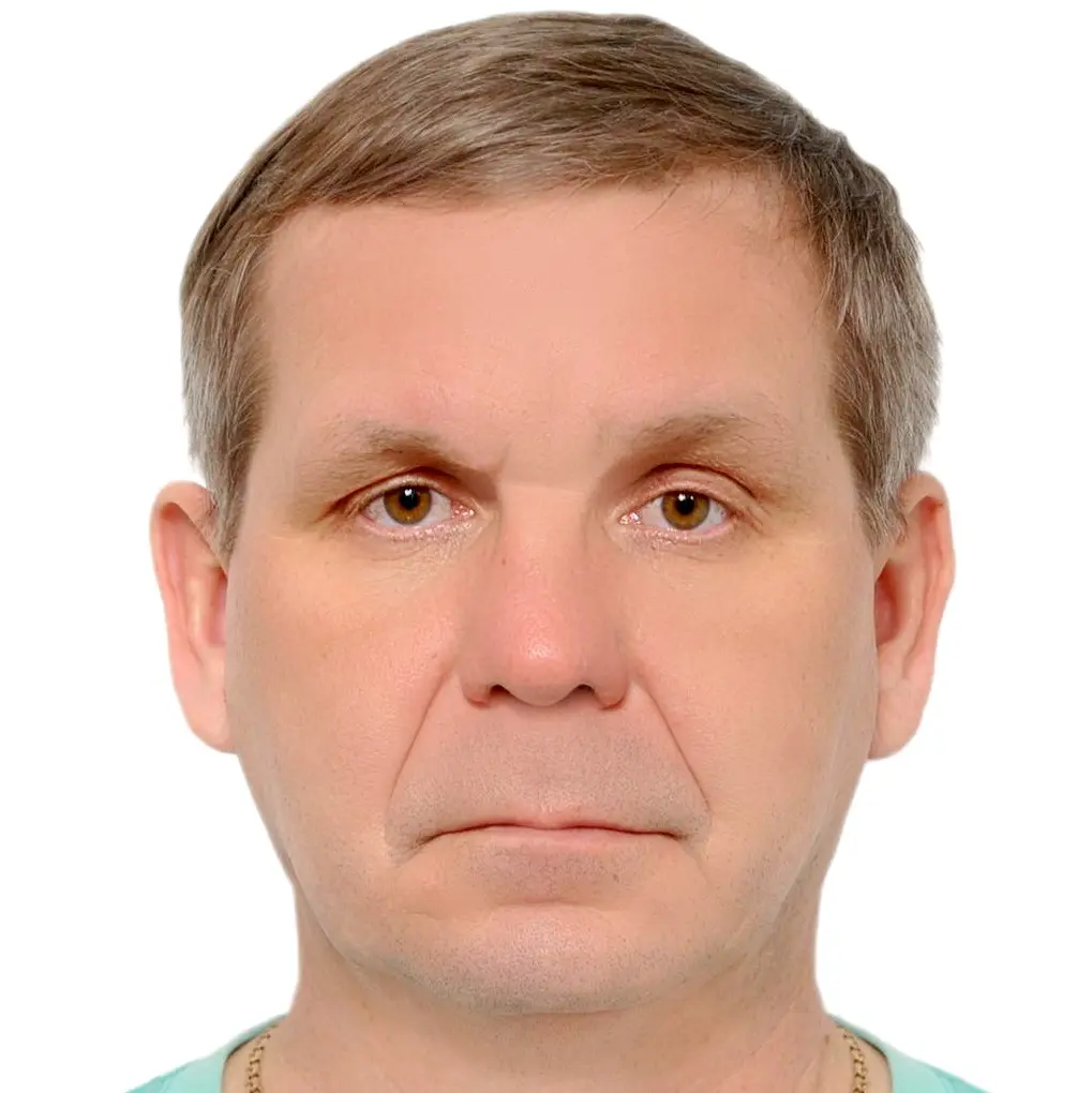 Владислав  Савостин