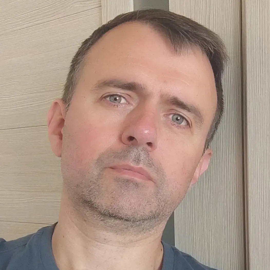 Андрей Константинов