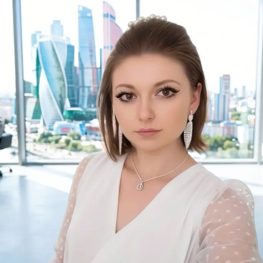 Василиса Любимова