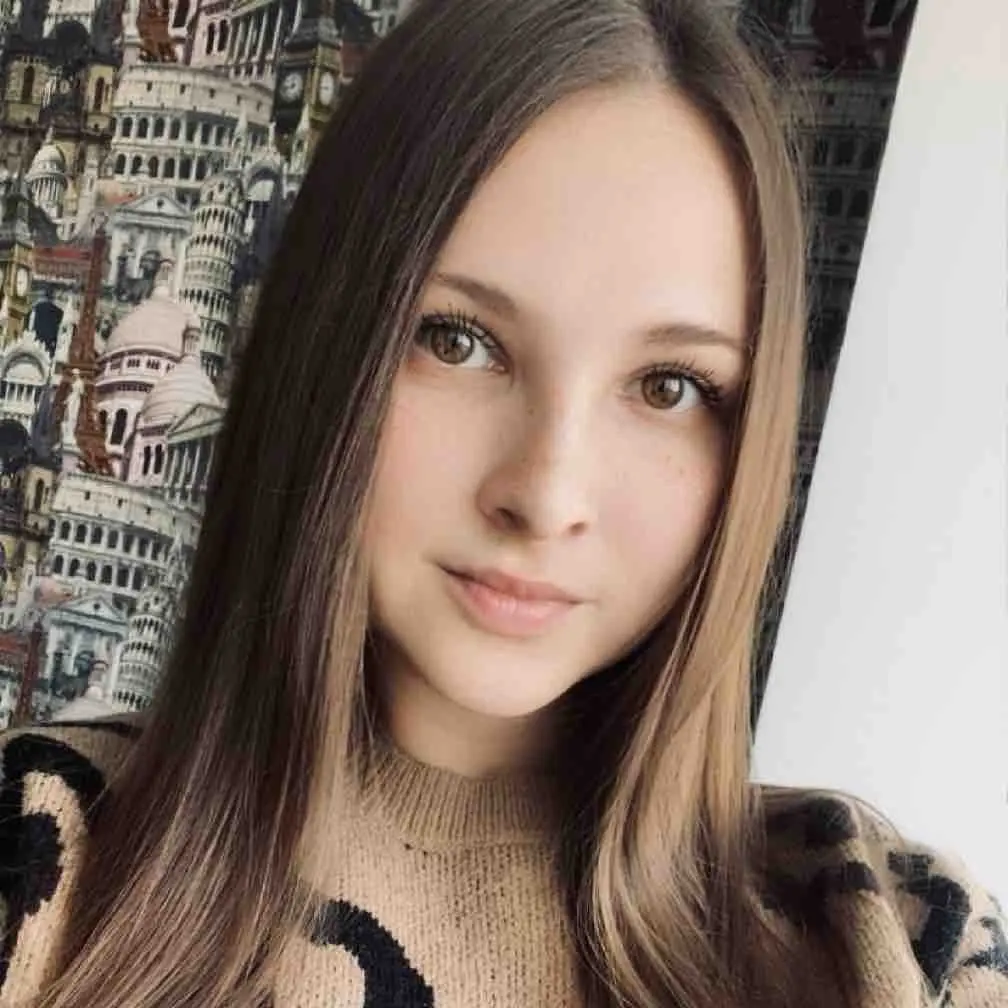 Анна Чернышова