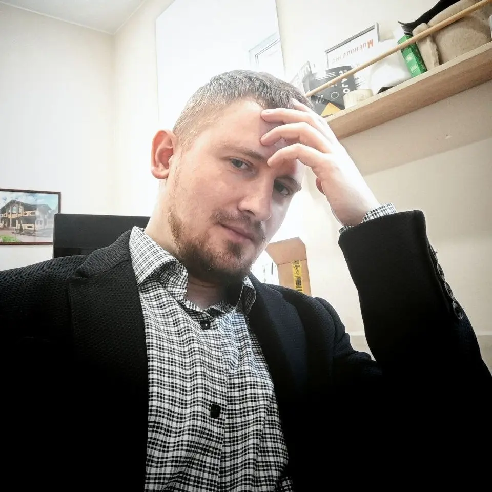 Илья Тарасов