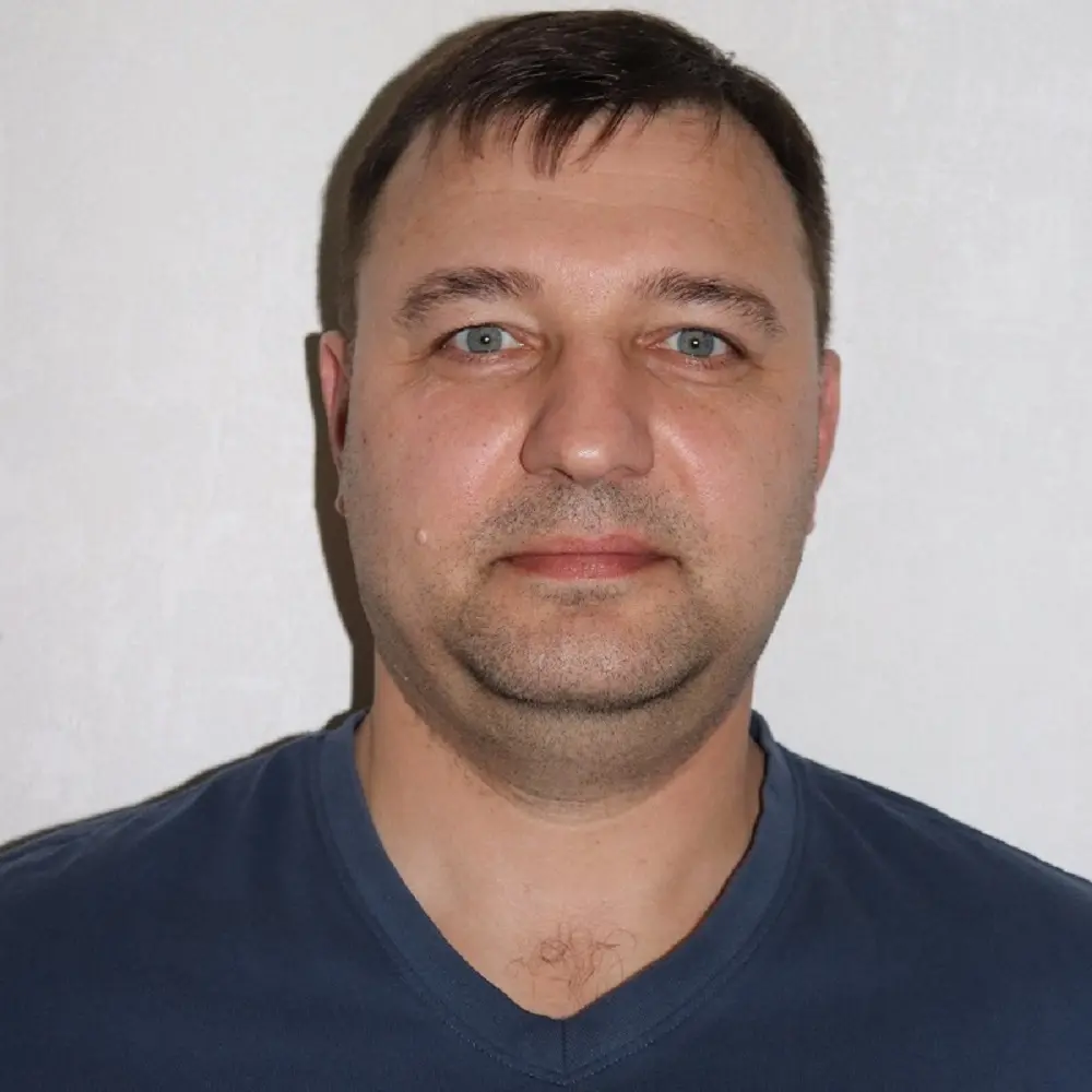 Павел Попов
