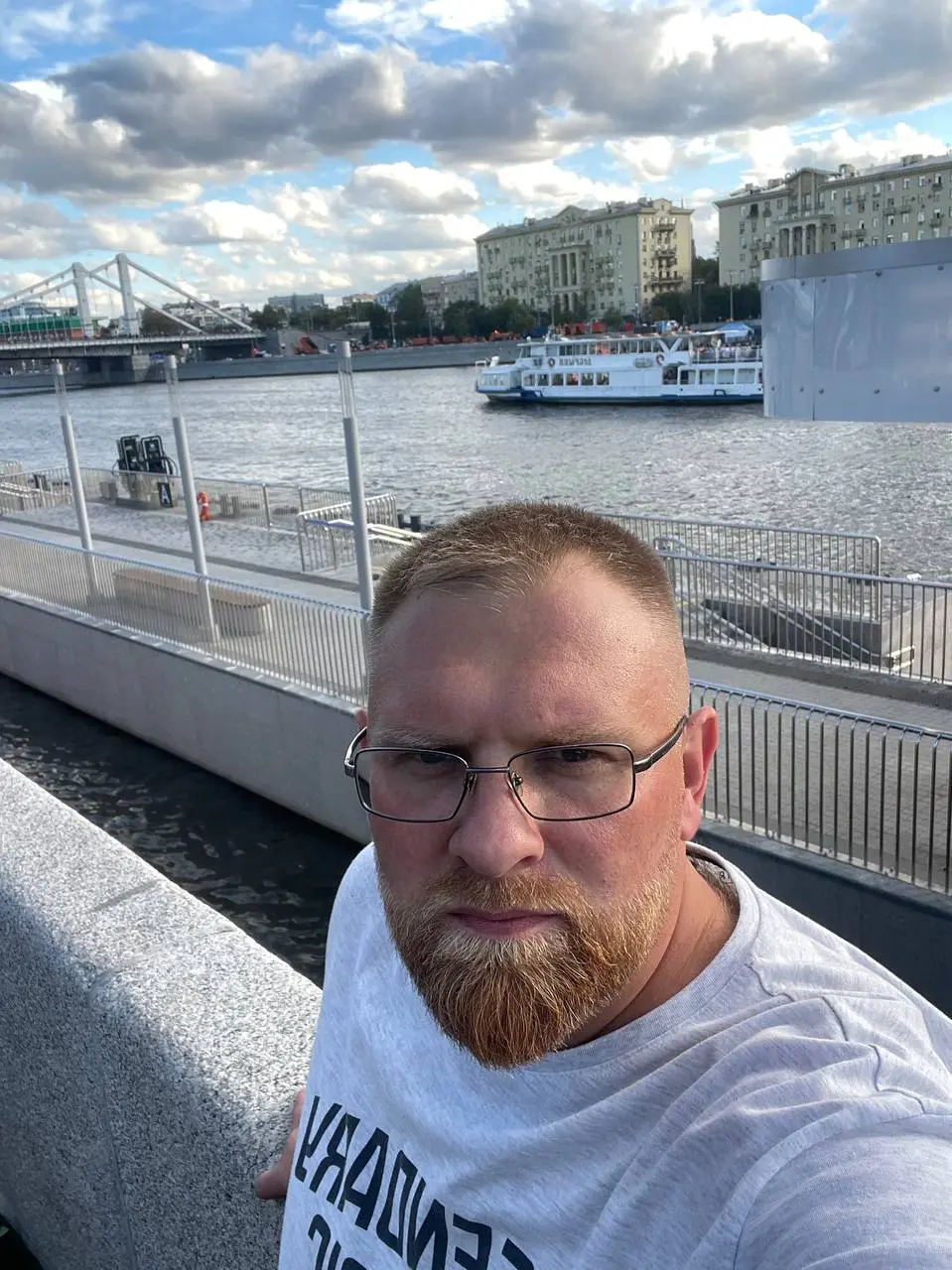 Совмещаю приятное с полезным. Пригласили посмотреть оборудование на судне Стрельна, в Парке Горького. Прибытие судна в 17:30😉 | Сетка — социальная сеть от hh.ru