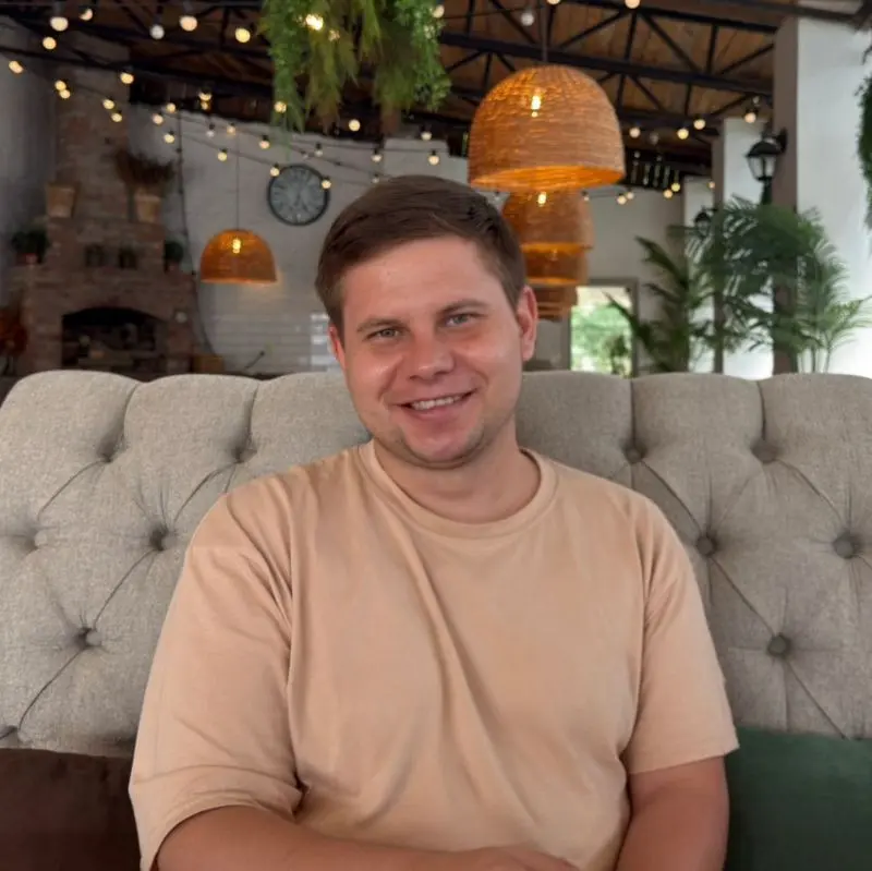 Андрей Белоног
