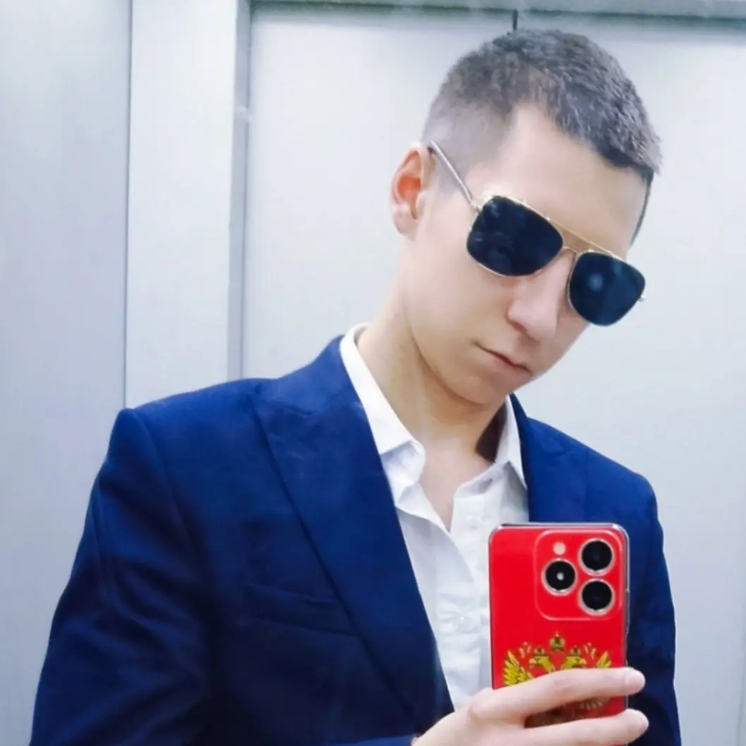 Глеб Самойлов