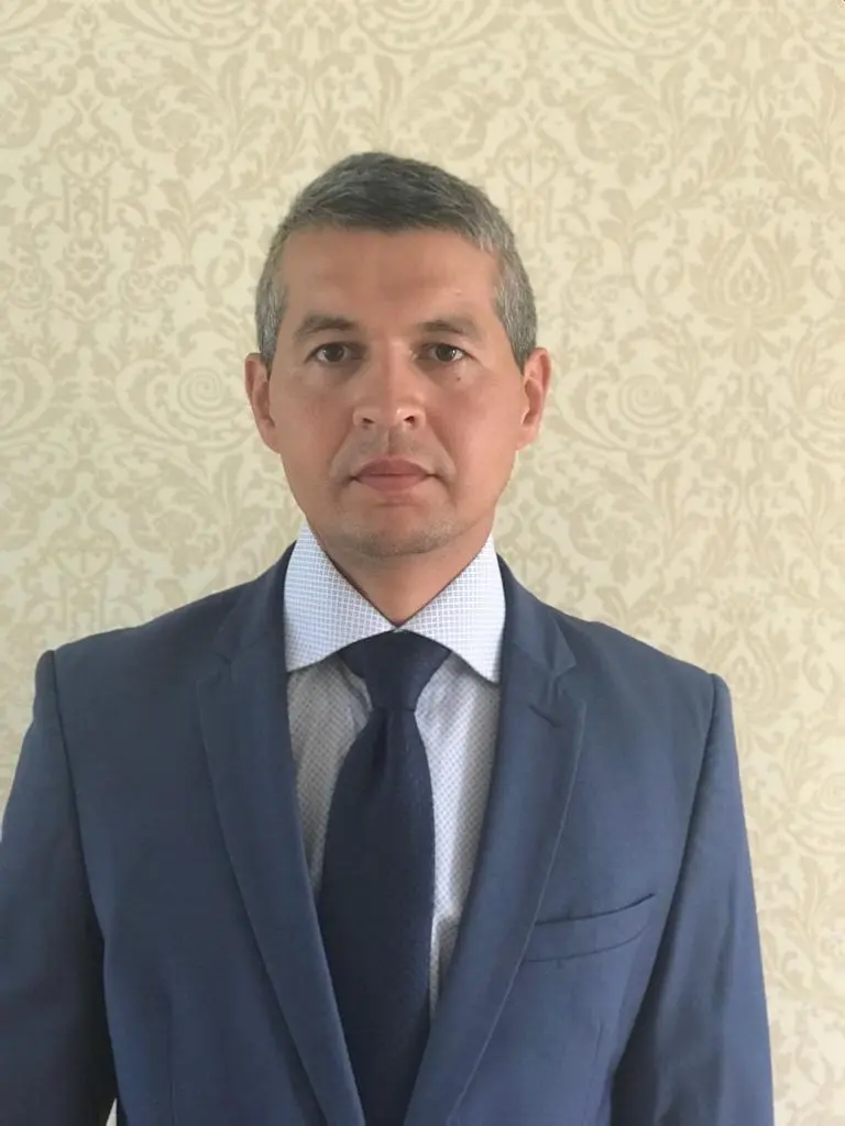 Ленар Ахметов