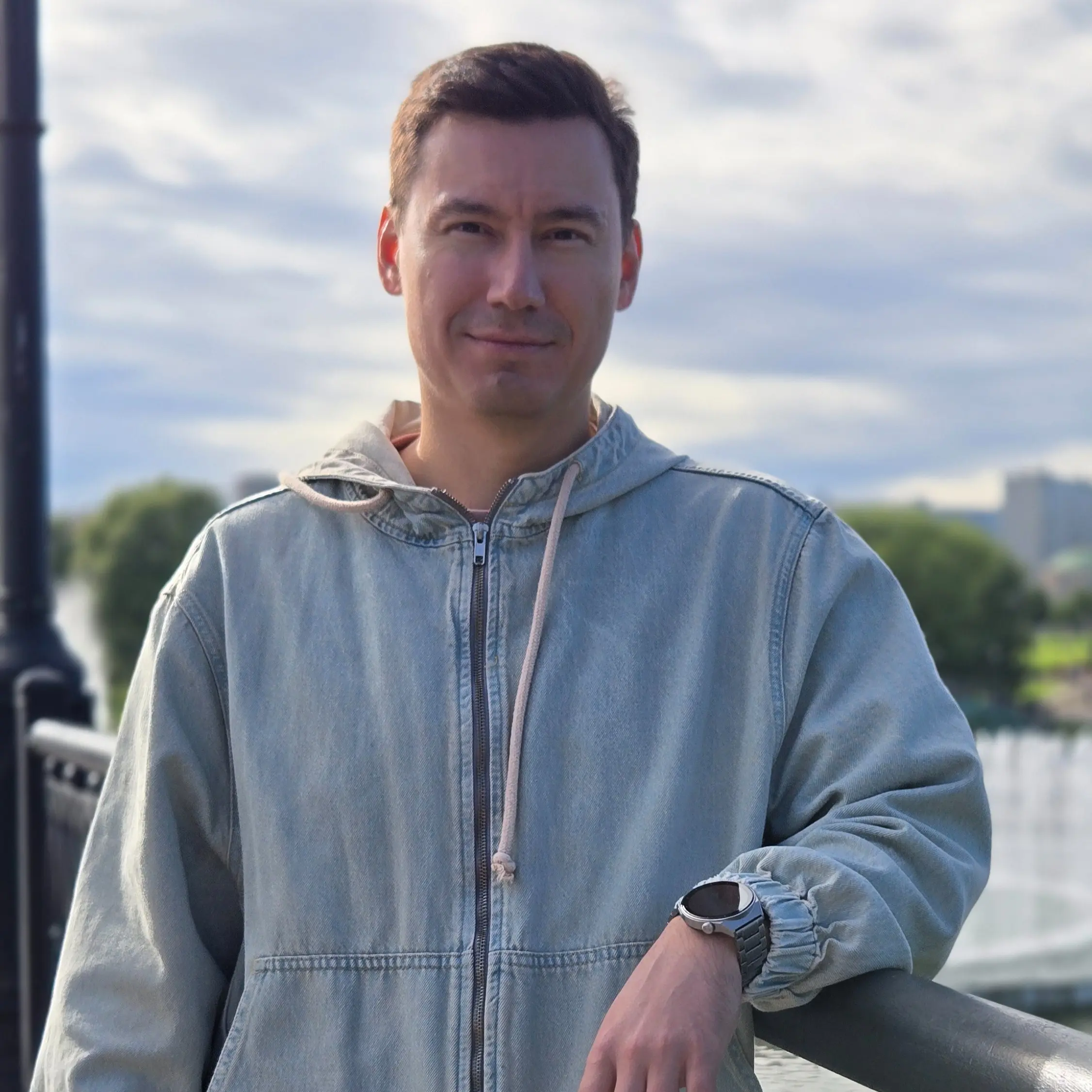 Максим Айткалиев