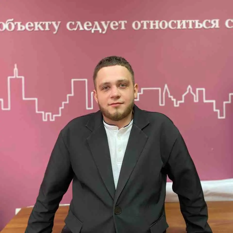 Артем Крылов