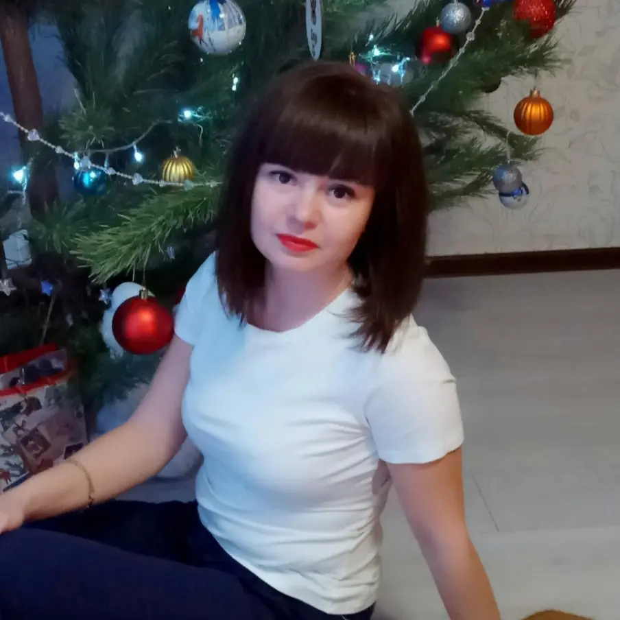 Юлия Суркова