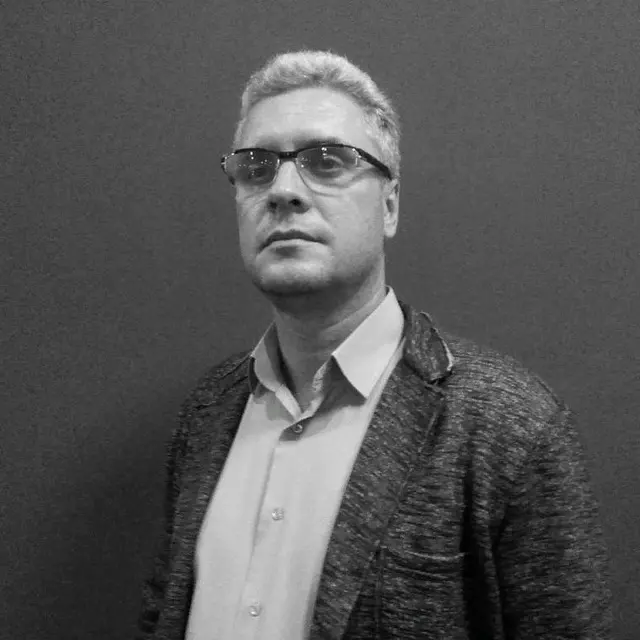 Юрий Тихонов