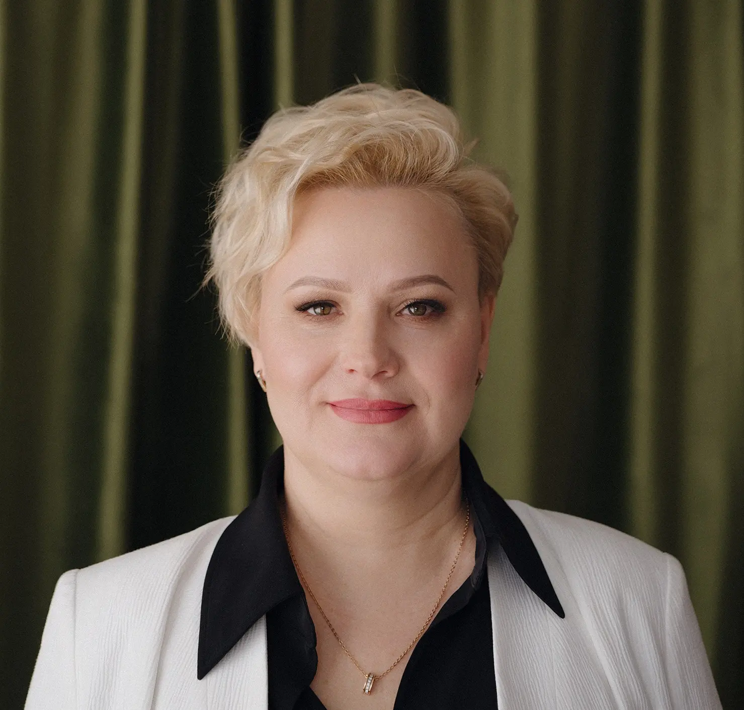 Елена Аносова
