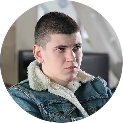 Владислав Петров