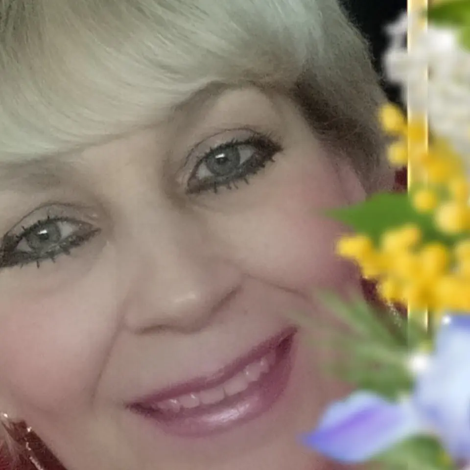Елена Фролова