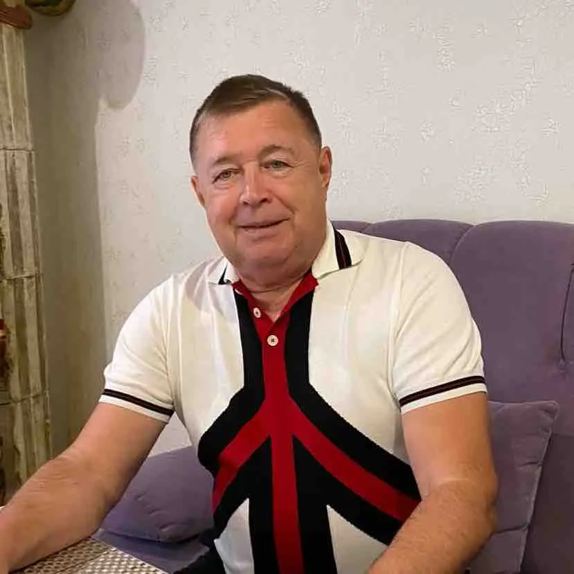 Юрий Алексеенков
