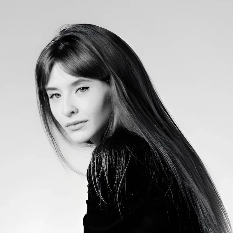 Елена Тюкова