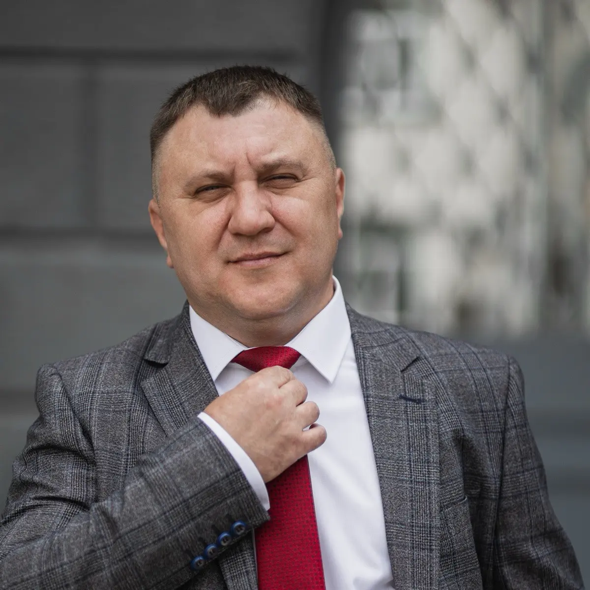 Николай По