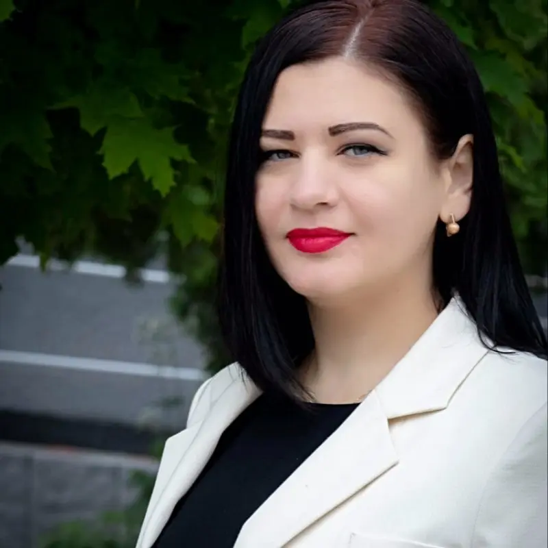 Инна Старчеусова
