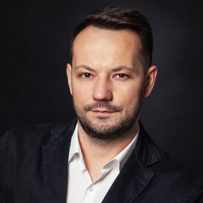 Александр Шестак