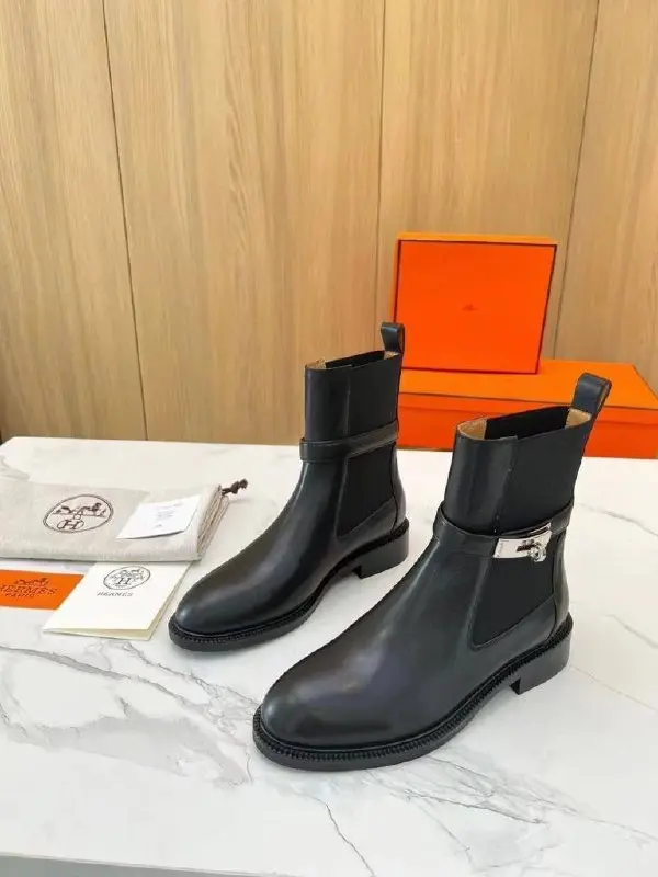 ▪️Премиум
▪️В наличии 36-41 размеры
▪️Цена 14.500₽
▪️Доставка-примерка по Москве
▪️ @byMarybelle
▪️Отправка в регионы ✈️ в этот же день | Сетка — социальная сеть от hh.ru