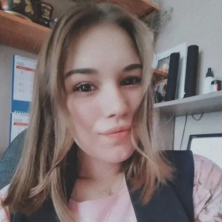 Анна Думина