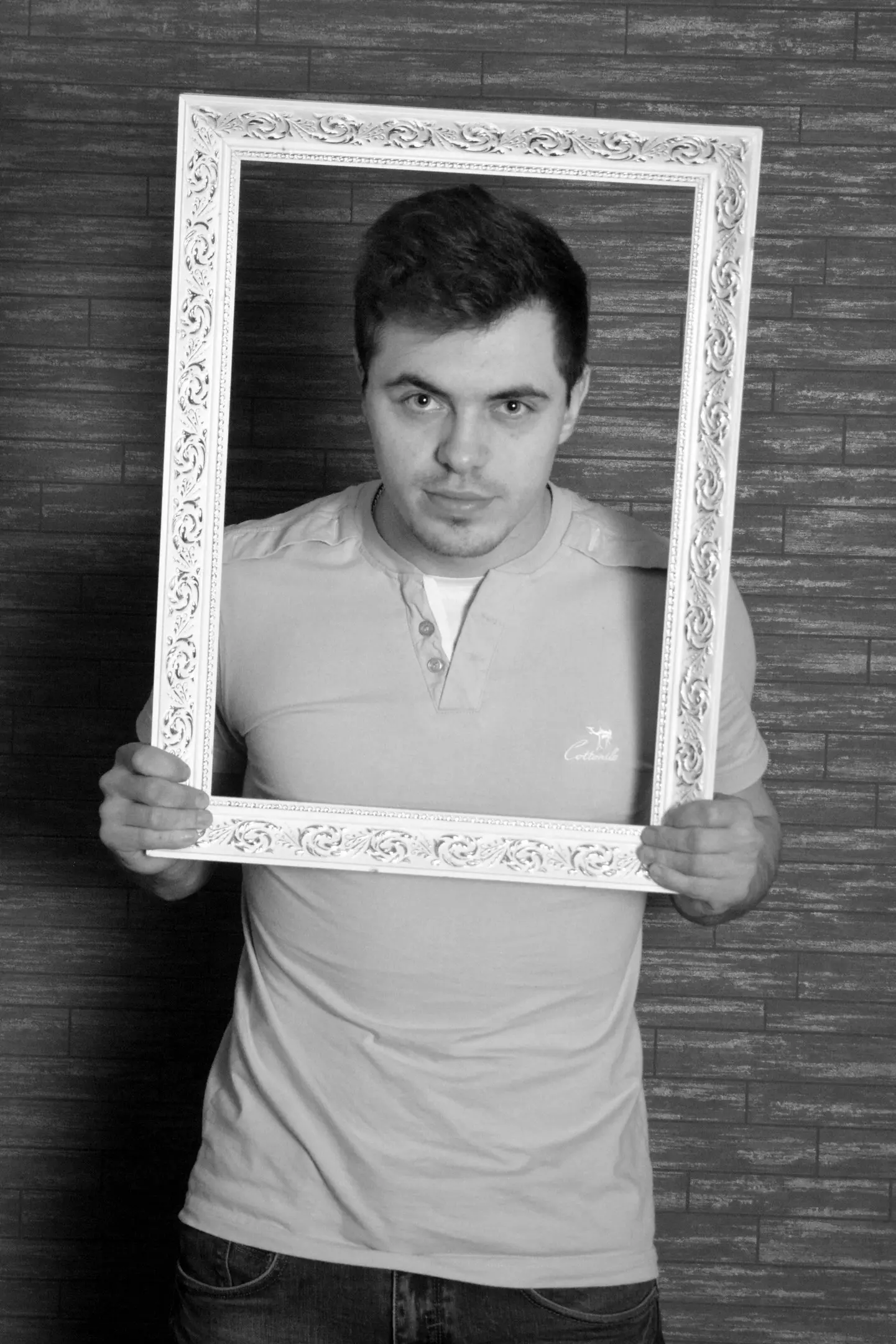 Андрей Жаров
