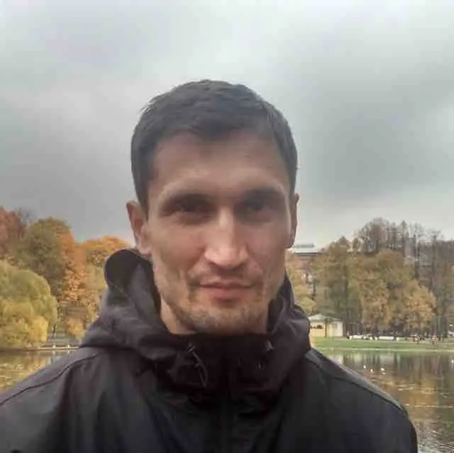 Денис Пронович