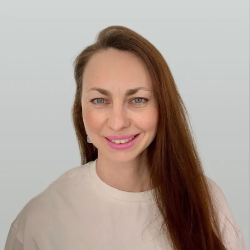 Елена Молокова