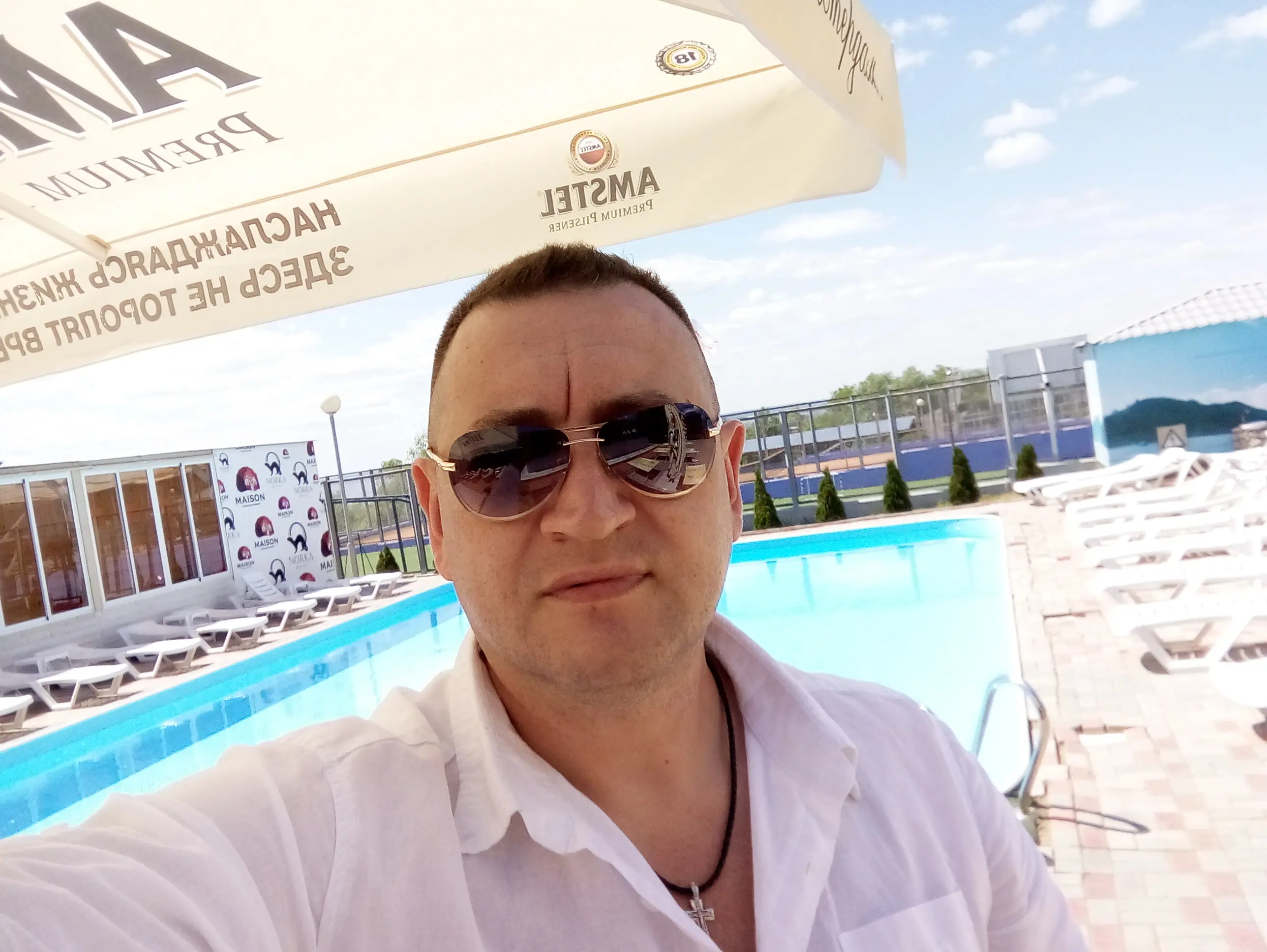 Юрий Петров