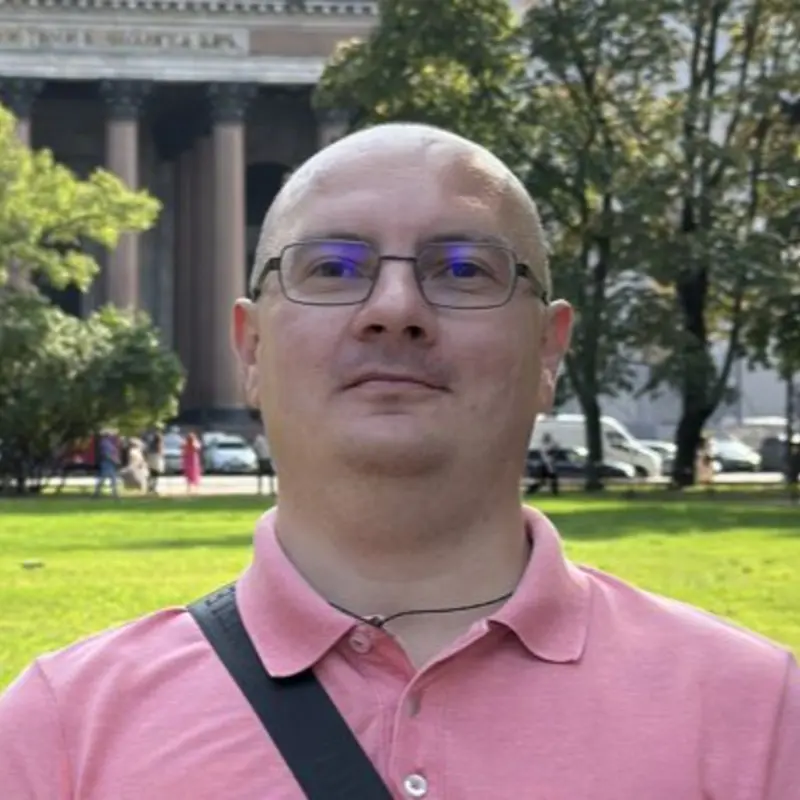 Артем Тузов