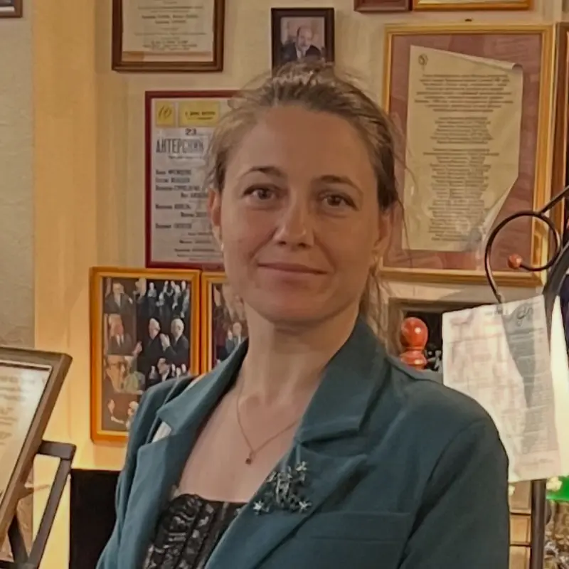 Екатерина Леонова