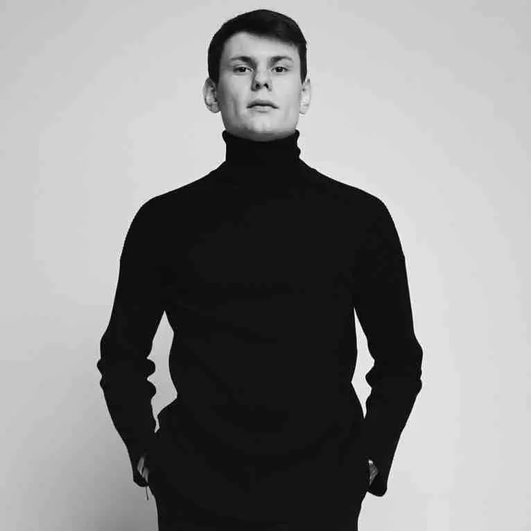 Денис Назаров