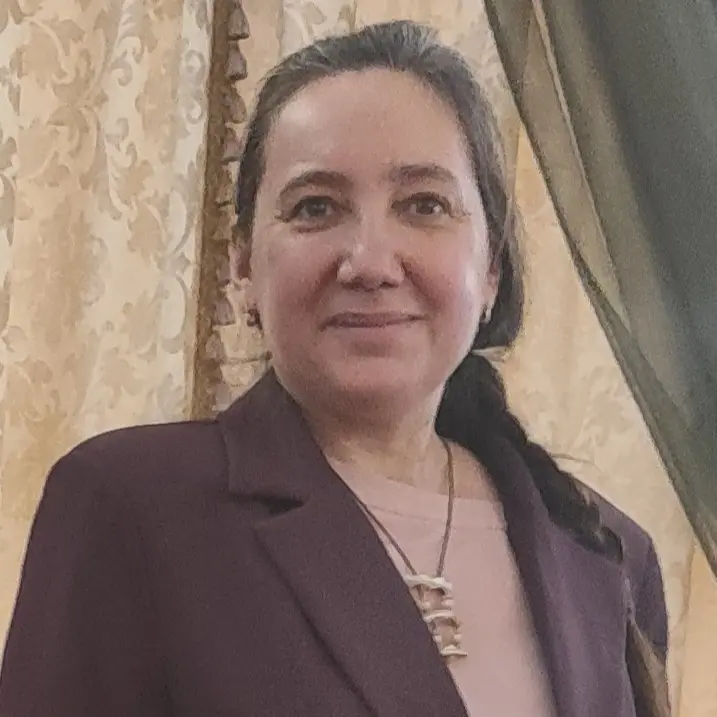 Елена Валиева