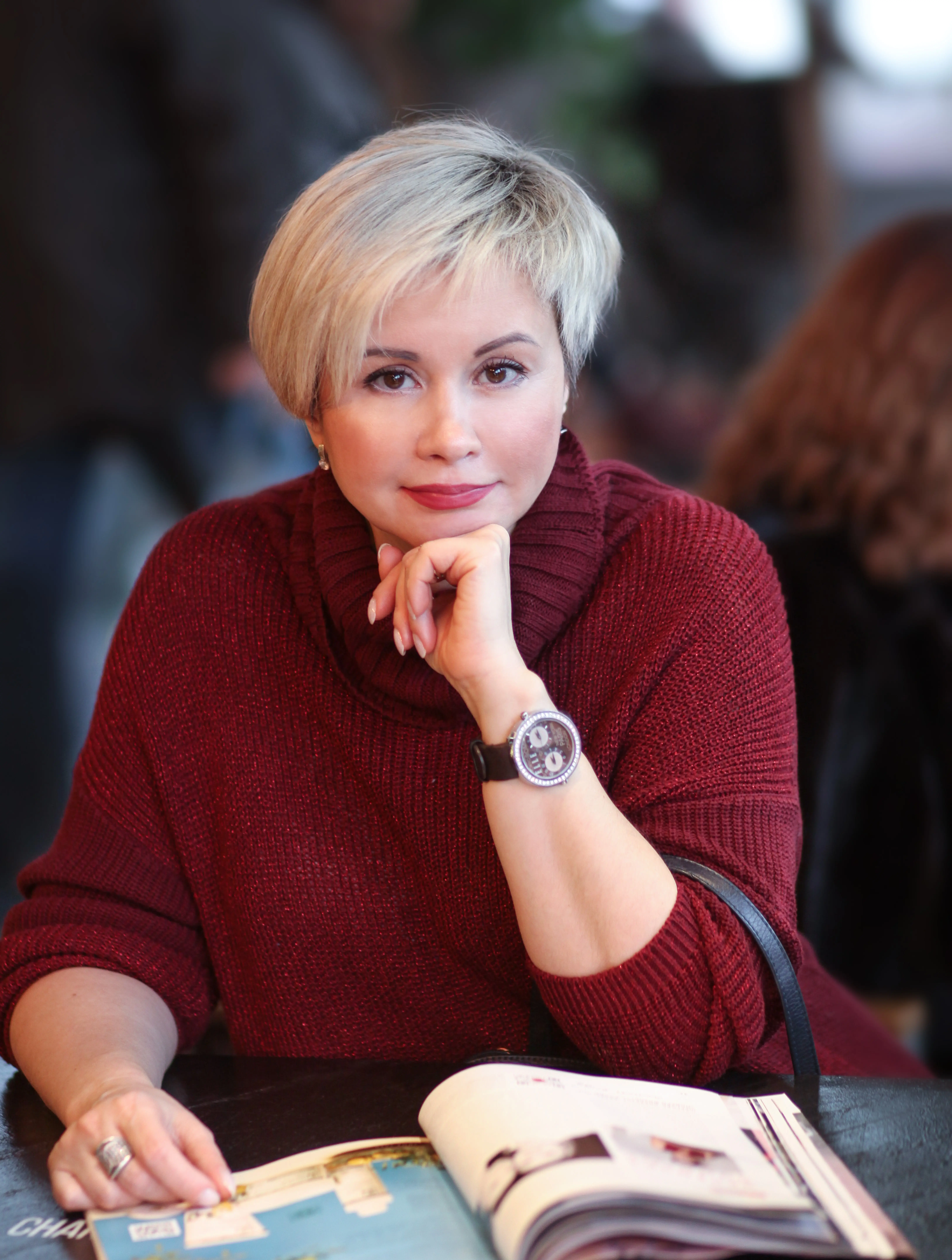Елена Попова
