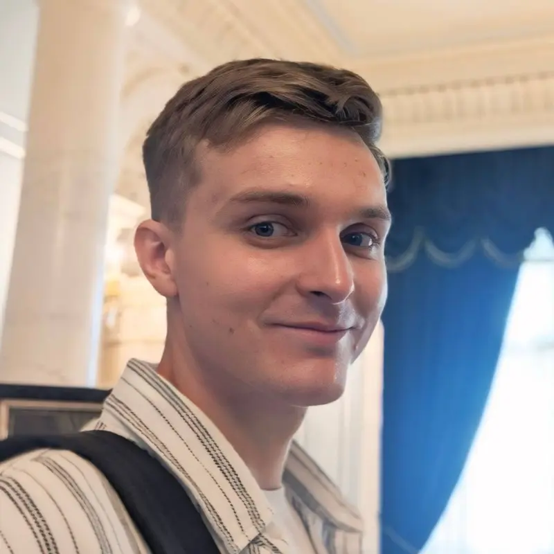 Роман Веренев