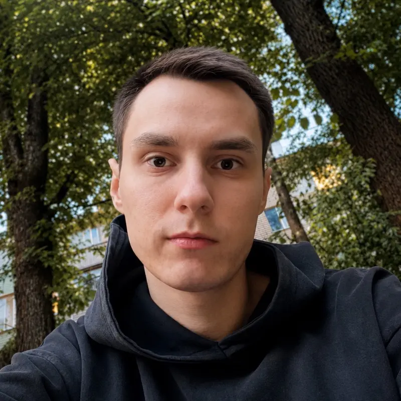 Илья Воронов