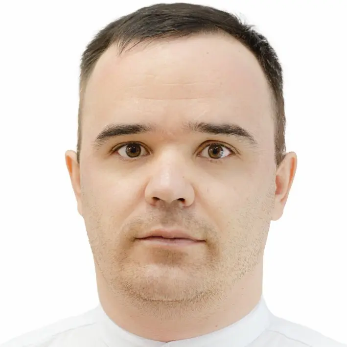 Денис Ермолаев