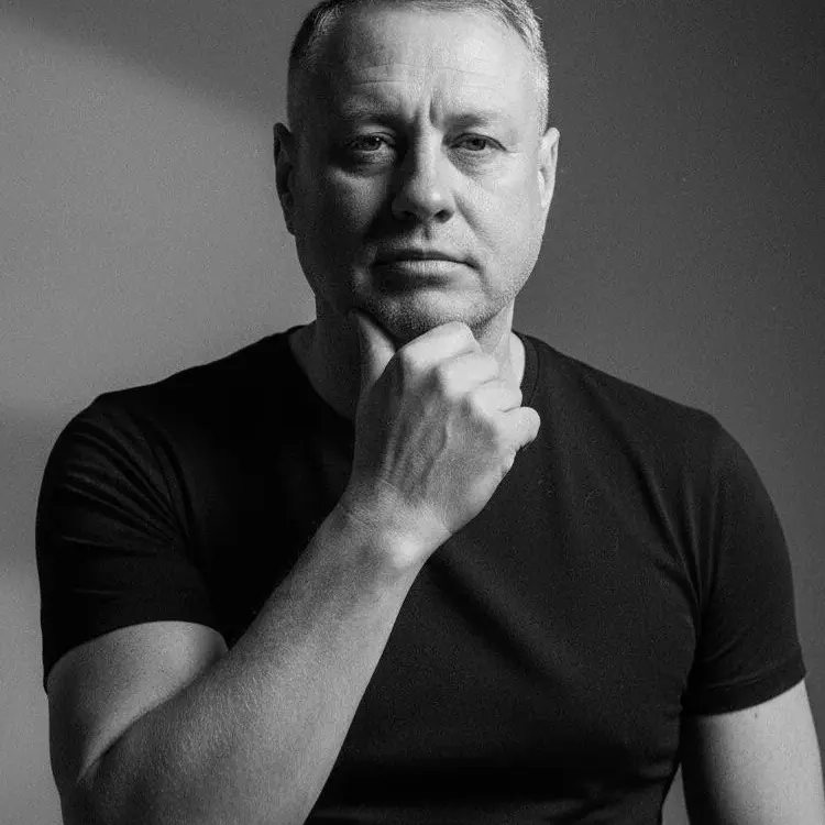 Александр Романютенко
