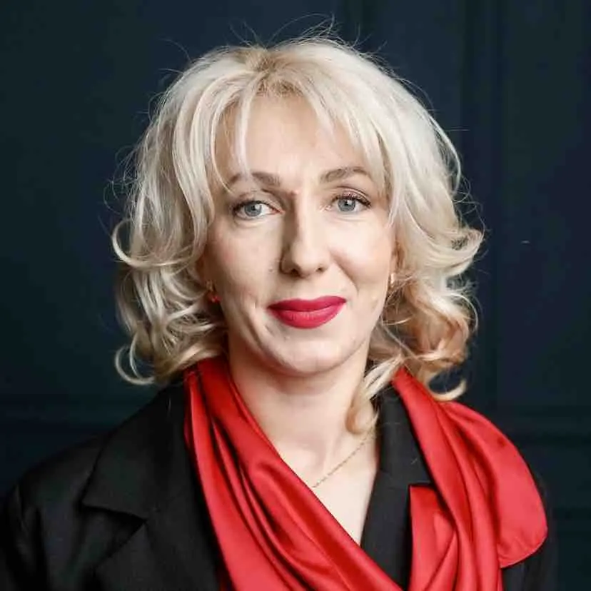 Елена Овсянникова