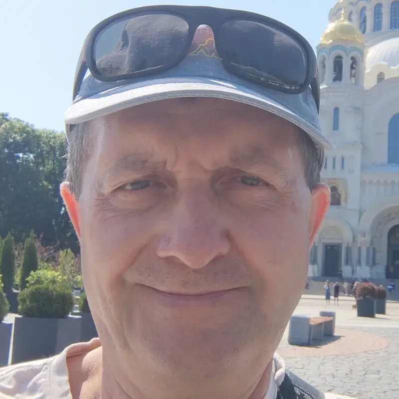 Игорь Капустин