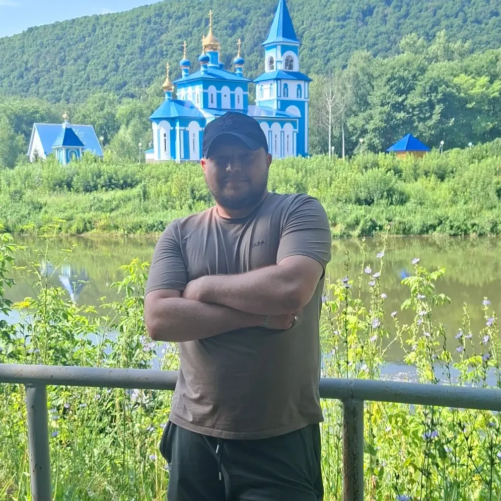 Антон Семейкин
