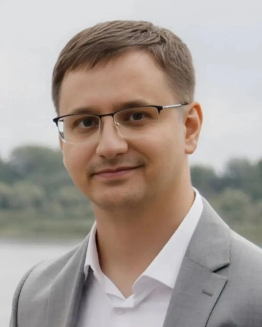 Михаил Долотов