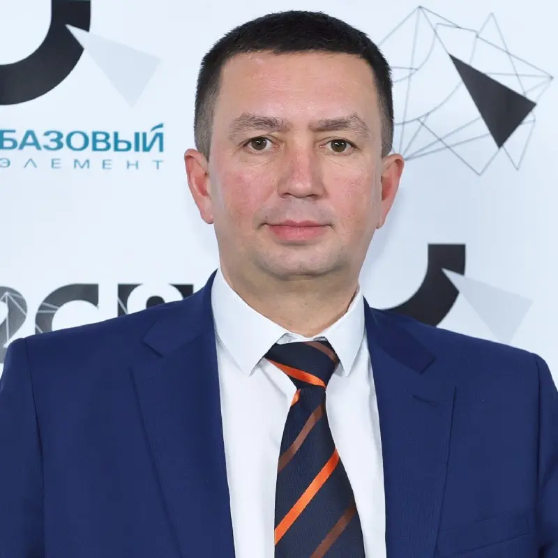 Александр Милхалдаров